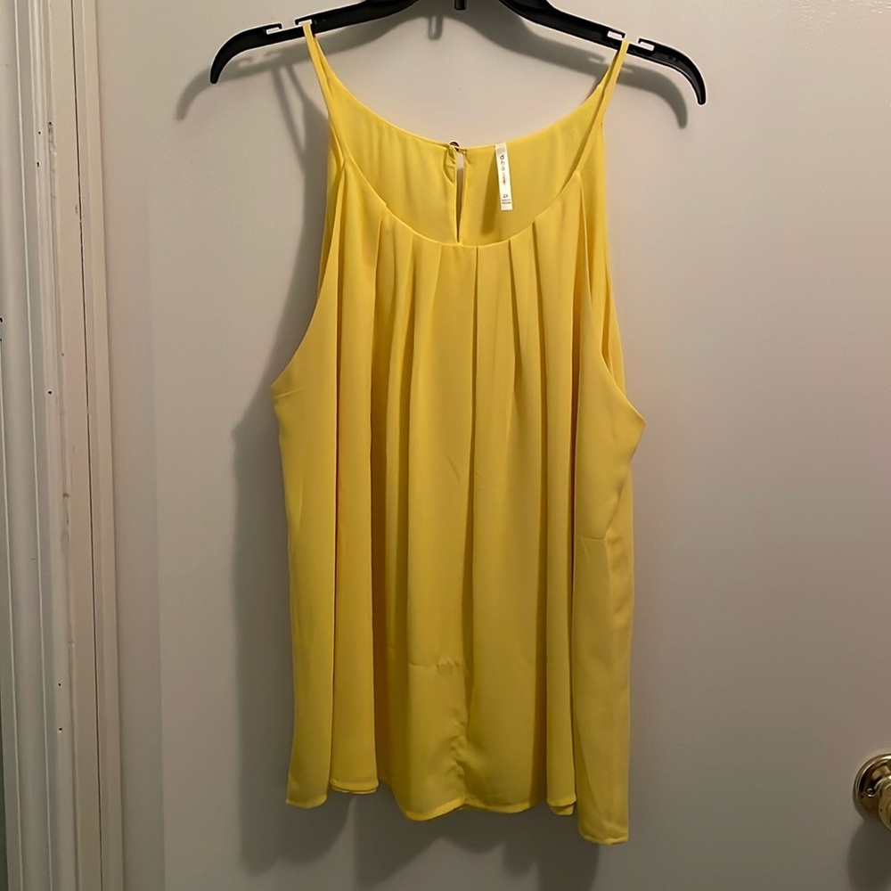 NWOT a.n.a. corture Sunshine Yellow Tank. Size 2X